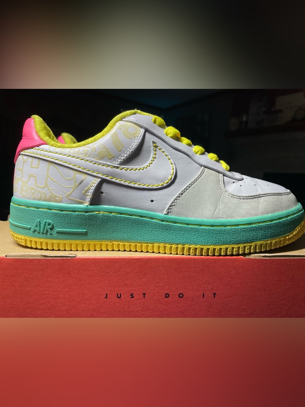 Nike Air Force 1 Premium “Reflector”5.5Y-7W